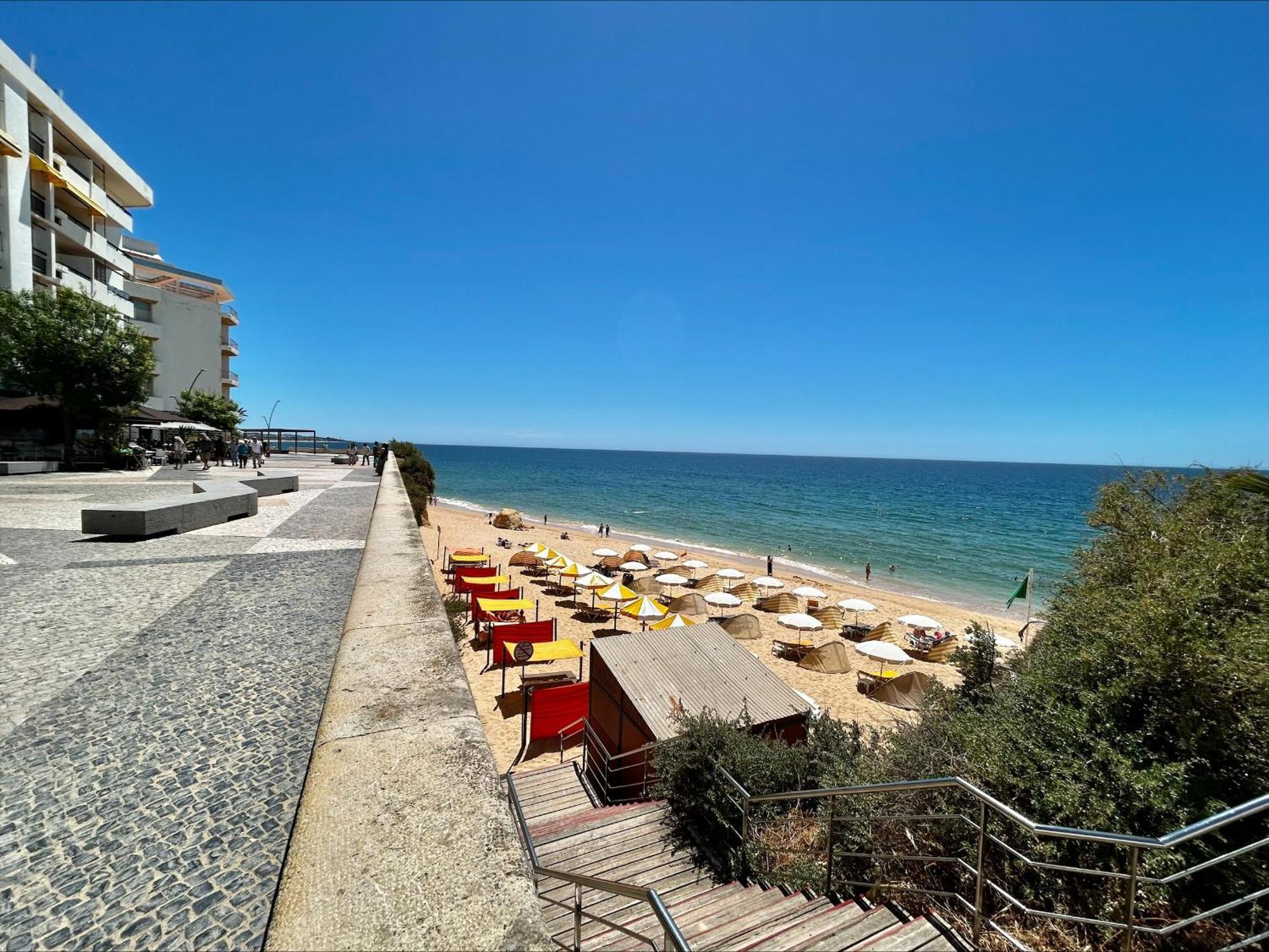 Apartamento Vista Mar A Menos De 50M Da Praia. Armação de Pêra Екстериор снимка